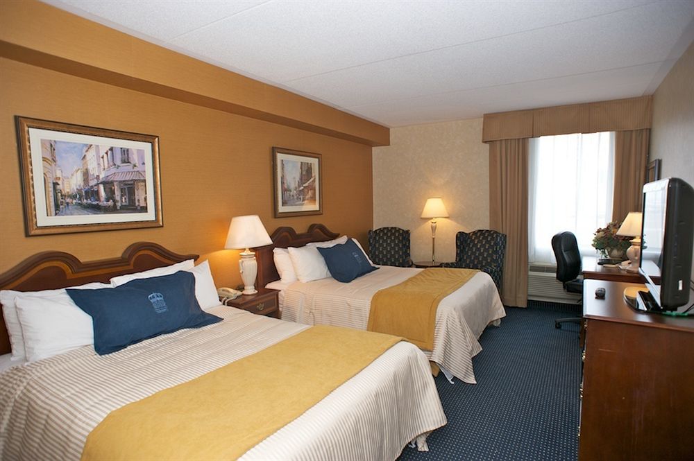 Monte Carlo Inn Airport Suites Mississauga Exterior foto