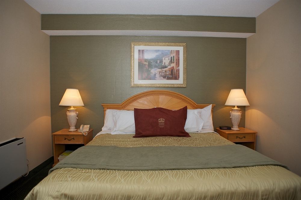Monte Carlo Inn Airport Suites Mississauga Exterior foto