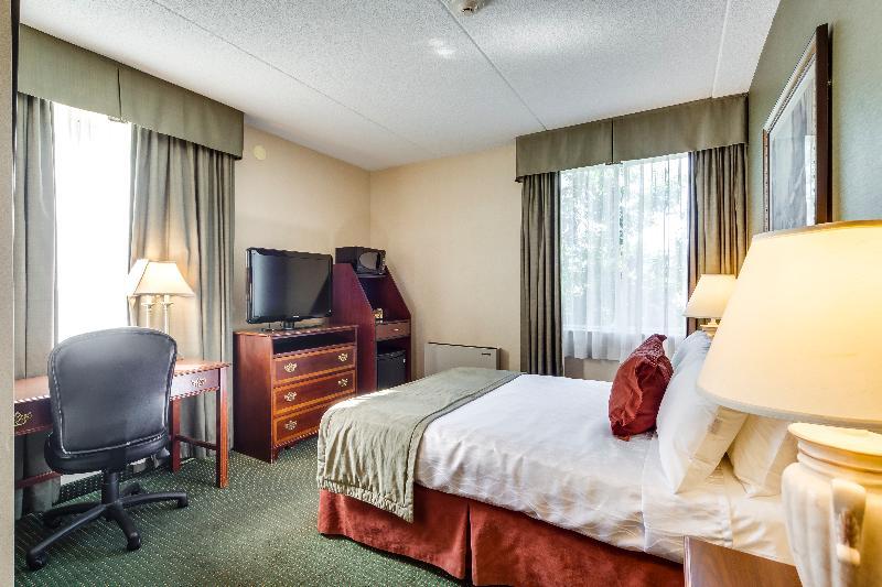 Monte Carlo Inn Airport Suites Mississauga Exterior foto
