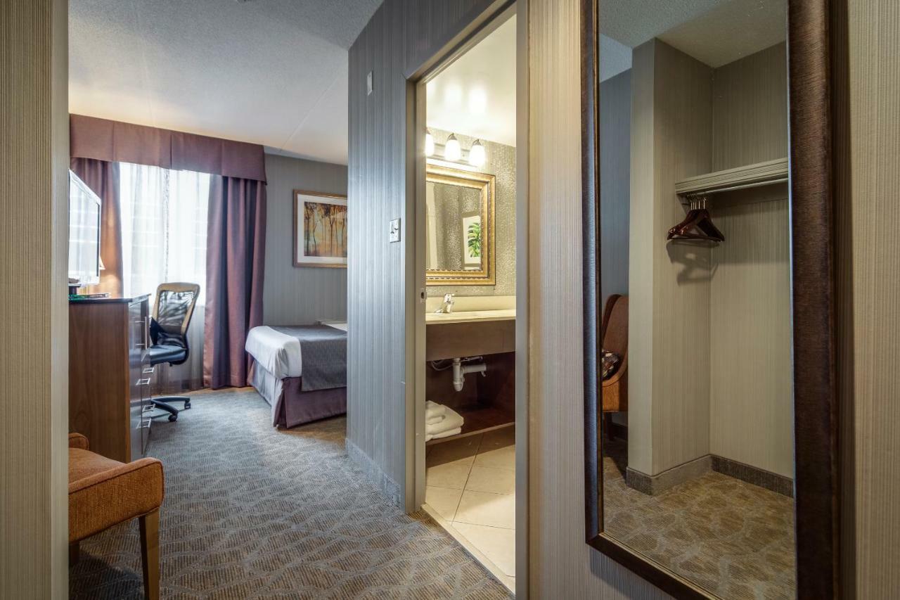 Monte Carlo Inn Airport Suites Mississauga Exterior foto