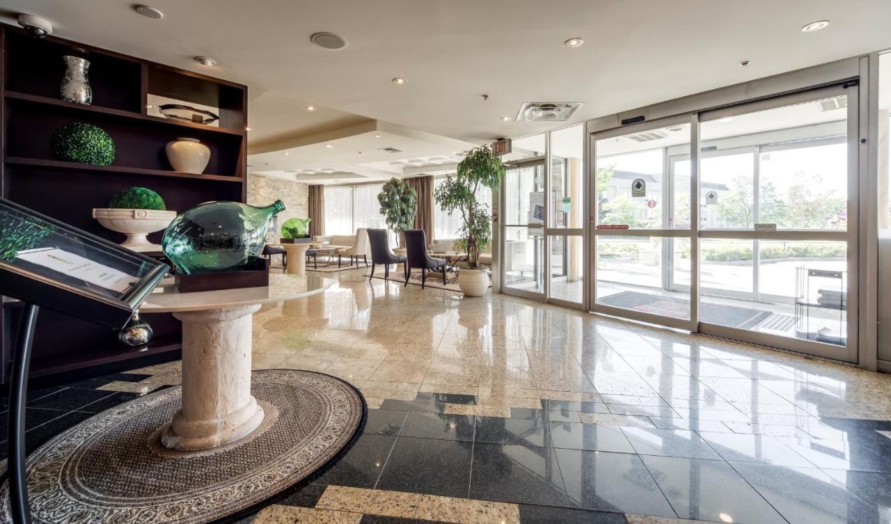 Monte Carlo Inn Airport Suites Mississauga Exterior foto